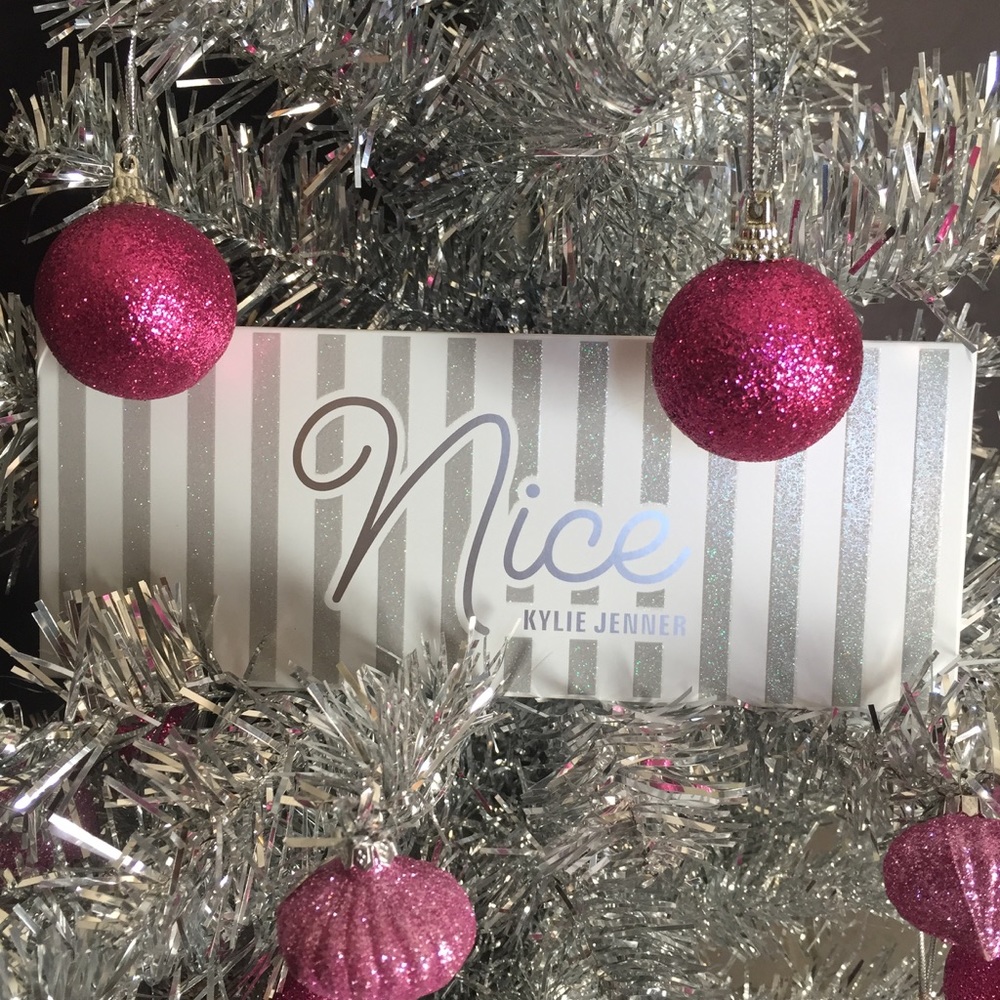 New Kylie Jenner Nice Holiday Palette